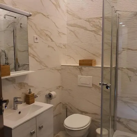 Kaposvar Apartman *
