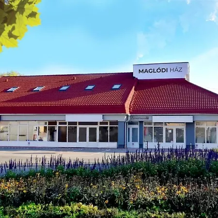 Kaposvar Apartman * Kaposvár