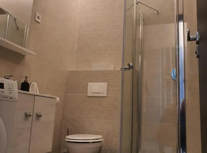 Kaposvar Apartman Lägenhet *